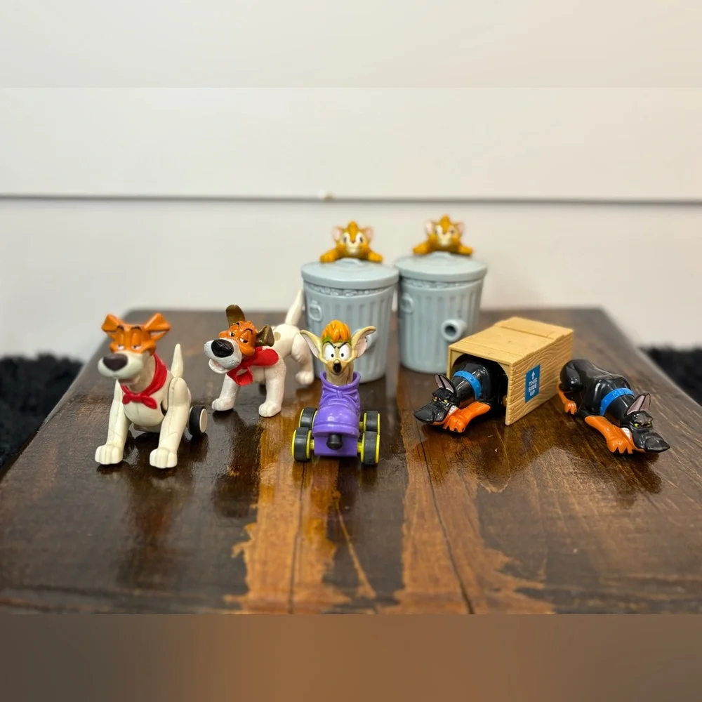 Disney Oliver and Company Dog Figure Set White Brown Purple Rolling Toys Lot